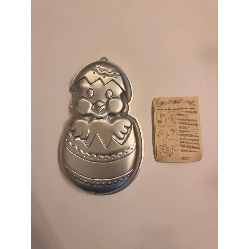 Wilton Vintage 1985 1821-2356 Chick In Egg Cake Pan w/Baking Guide 15x9x2